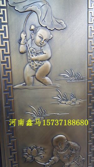 不銹鋼采荷圖中的女孩.jpg 不銹鋼采荷圖中的女孩.jpg