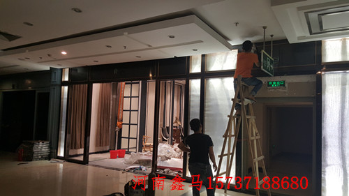 酒店裝飾現(xiàn)場(chǎng)安裝圖二.jpg 酒店裝飾現(xiàn)場(chǎng)安裝圖二.jpg