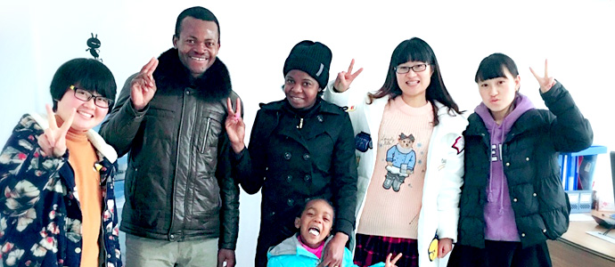 徐州巨力工具在非洲區(qū)域的第一家代理在津巴布韋正式入駐。